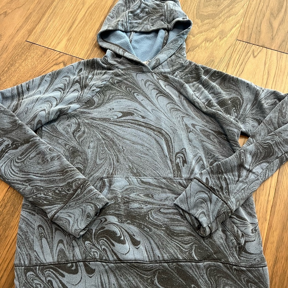 ATHLETA GIRL IN YOUR ELEMENT HOODIE 2.0 IN SUMI MARBLE BLUE M 8/10